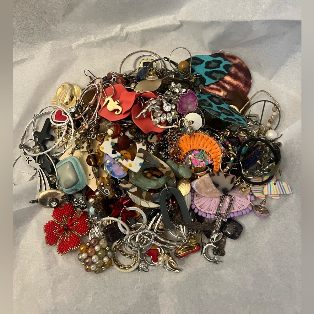 Earrings bundle 2 lbs